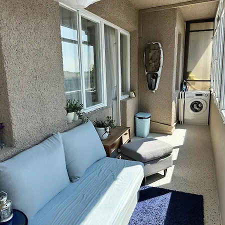 The Big Blue דירה וארנה